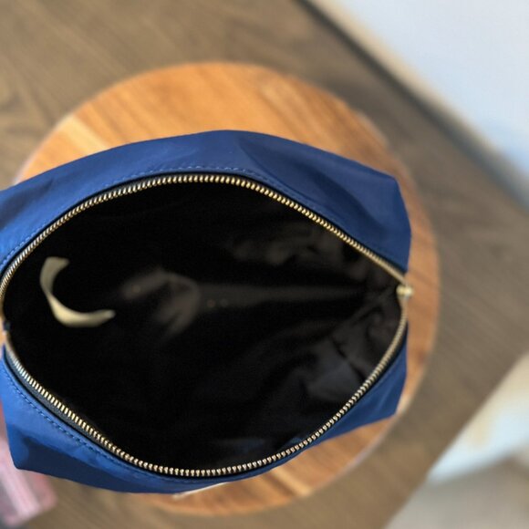 Kate Spade New York Navy Nylon Cosmetic Pouch - Travel Makeup Bag - Picture 6 of 12